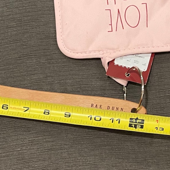 Rae Dunn Potholder & Spatula Set - Picture 5 of 5